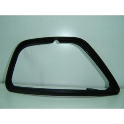 FORD FOCUS 02 REJILLA PARAGOLPES DELANTERO CON HUECO...