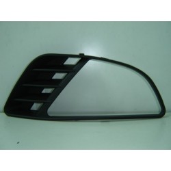 FORD FIESTA 2002 REJILLA PARAGOLPES CON HUECO DERECHA