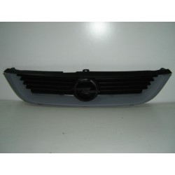 OPEL VECTRA 95 REJILLA