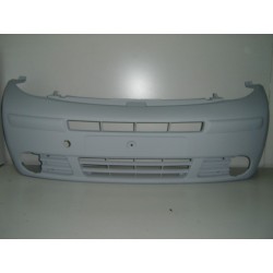 RENAULT TRAFIC 2001 PARAGOLPES DELANTERO CON HUECO IMPRIMADO