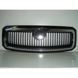 SKODA FABIA 99 REJILLA NEGRA CON MOLDURA