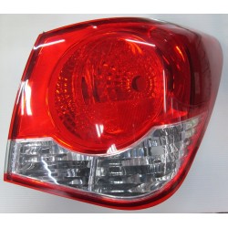 CHEVROLET CRUZE 09 PILOTO TRASERO 4P DERECHO