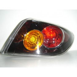 MAZDA 3 H/B 2004 PILOTO TRASERO NEGRO (EXTERIOR) DERECHO