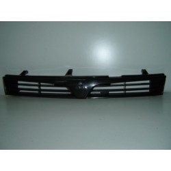 MITSUBISHI LANCER 96 REJILLA