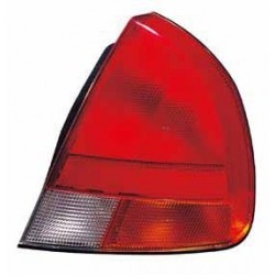 MITSUBISHI CARISMA 95-98 PILOTO TRASERO IZQUIERDO CANTO