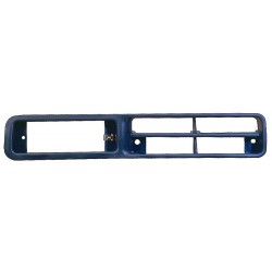 NISSAN KING CAB 93 REJILLA PARAGOLPES DELANTERO