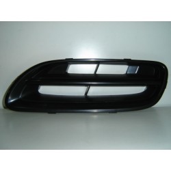 NISSAN MICRA 98 REJILLA IZQUIERDO NEGRA