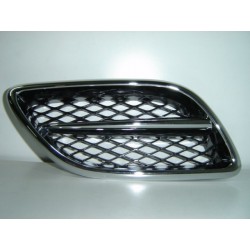 NISSAN PRIMERA 2000 REJILLA DERECHA NEGRA/CROMADA