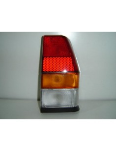 VOLKSWAGEN POLO 81-91 PILOTO TRASERO DERECHO