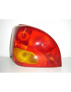 FORD FIESTA 96 PILOTO TRASERO IZQUIERDO