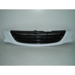 TOYOTA AVENSIS 97 REJILLA