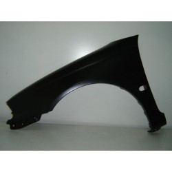 TOYOTA AVENSIS 97 ALETA DELANTERA IZQUIERDO