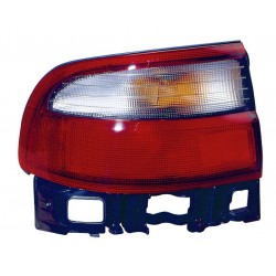 TOYOTA CARINA E 93 PILOTO IZQUIERDO 4P