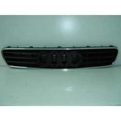 AUDI A3 96 REJILLA